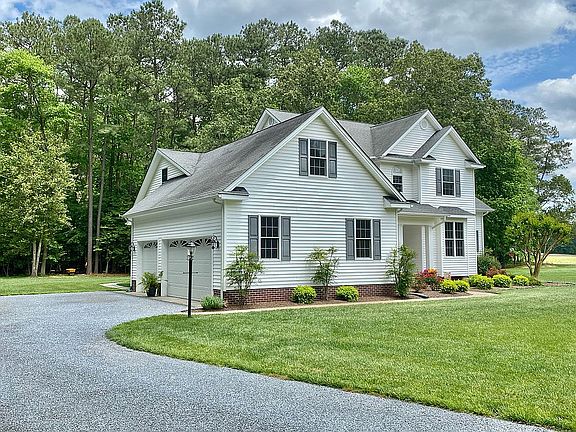 4th image of 7723 Broadleaf Dr