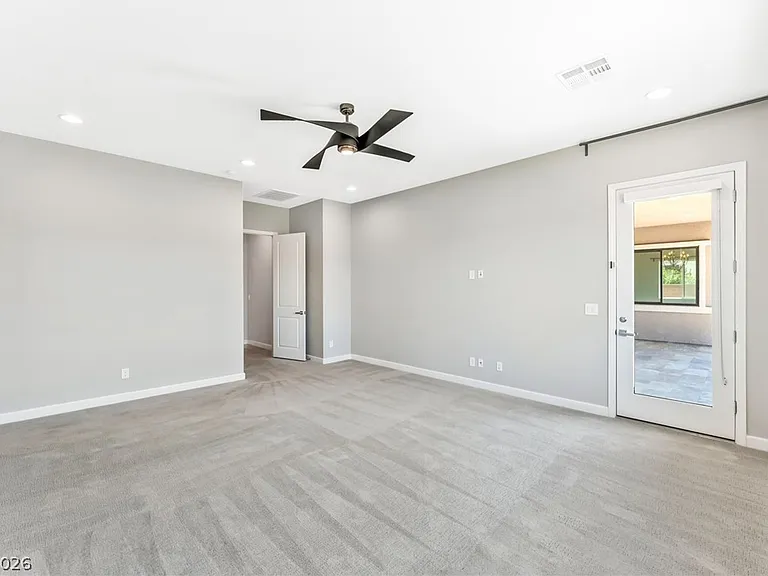 8477 Wolf Mountain Ct — Photo 13