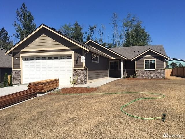 1st image of 2345 Balsam Ln