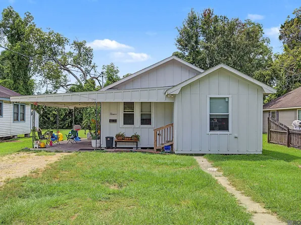 211 E Caldwell St, Gonzales, LA 70737