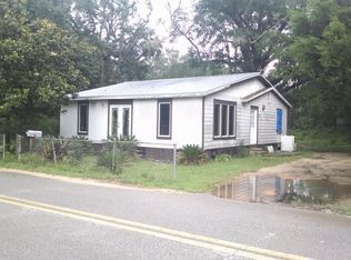 34 Morrison Lambert Ln, Ponce De Leon, FL 32455