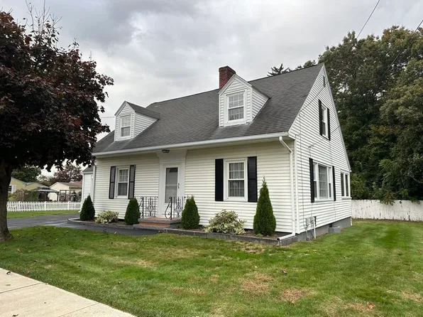 465 Winsor St, Ludlow, MA 01056