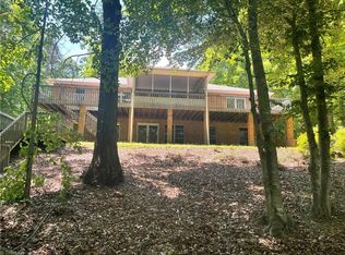 126 Periwinkle Ln, Lexington, NC 27292