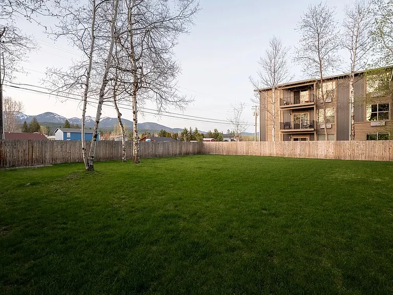 19 Colorado Ave — Photo 14