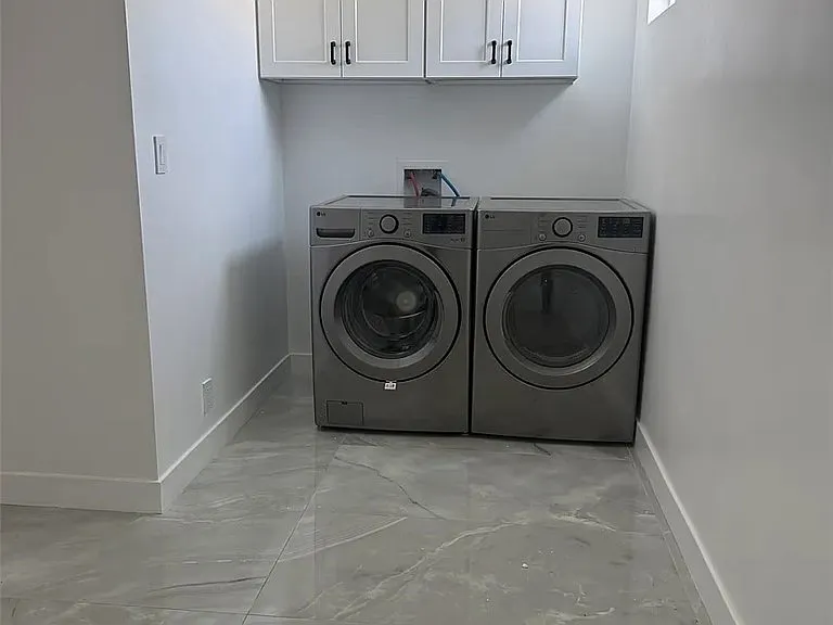 522 Stanford Rd — Photo 8