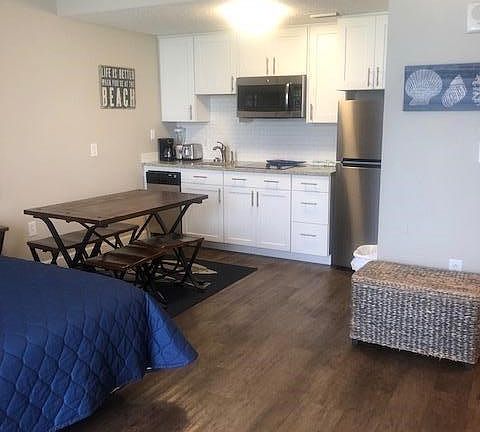 MAJESTIC KITCHEN VIEW