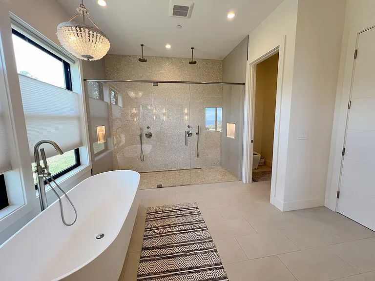 Mehana Rd — Photo 16