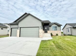 5496 N Toben Dr, Wichita, KS 67226