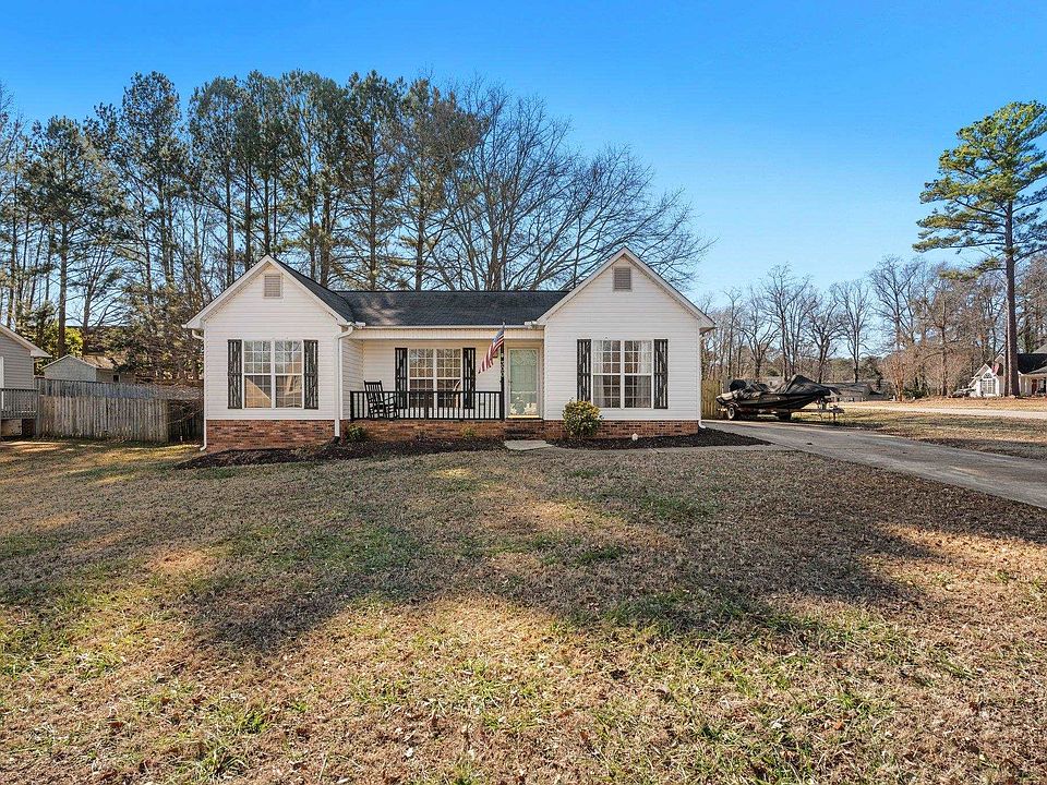 1st image of 300 E Myles Ln