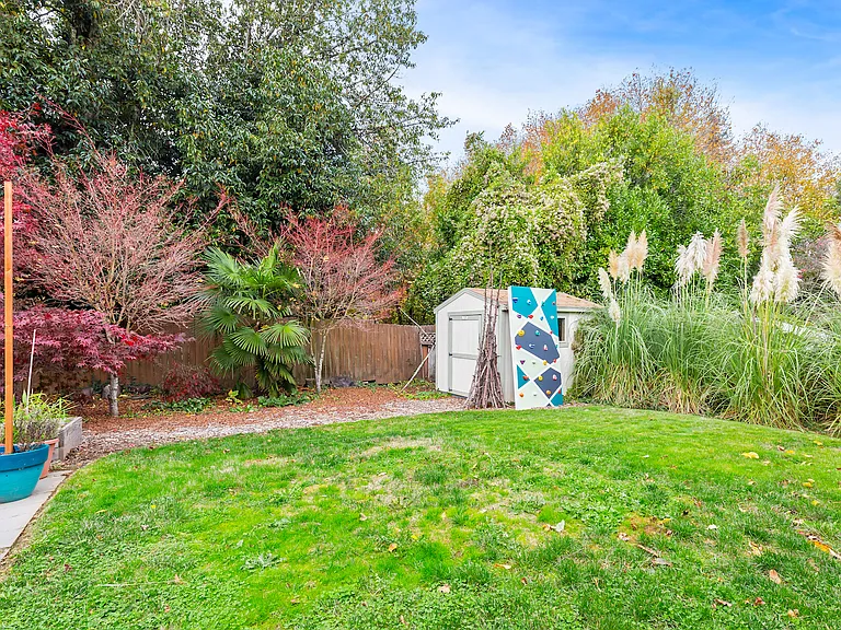5935 NE 57th Ave — Photo 19
