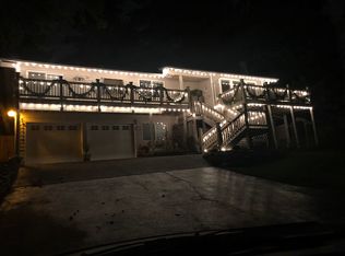 6452 NE 182nd St, Kenmore, WA 98028