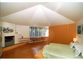 4754 Vanalden Ave, Tarzana, CA 91356