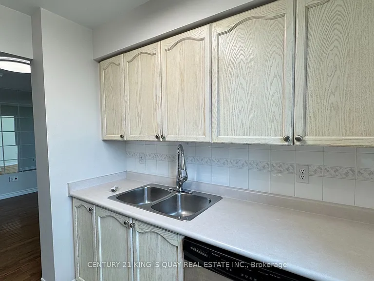 1 Pemberton Ave #2207 — Photo 21