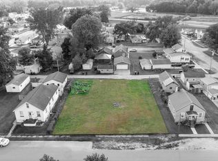 436 Desoto Ave, East Dubuque, IL 61025