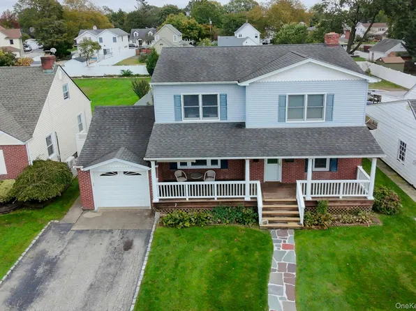 225 Cherry Street, Farmingdale, NY 11735