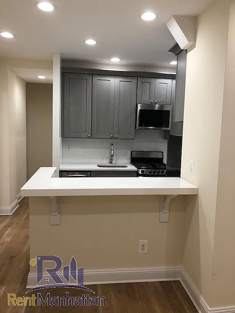 1st image of 1505 Lexington Ave Frnt 1