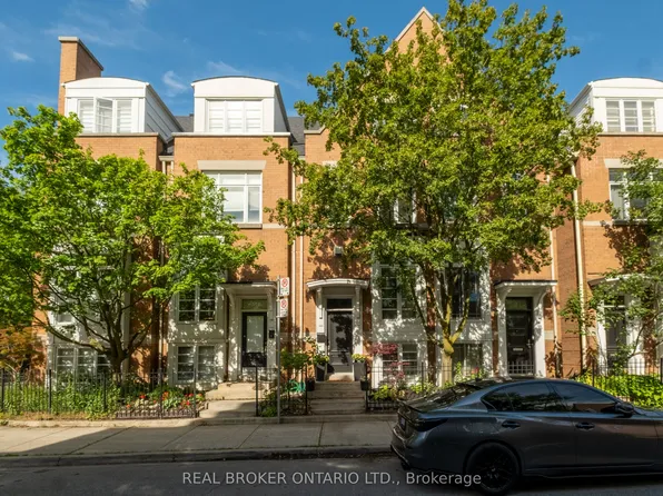 12 York Ave, Toronto, ON M4K 2T9