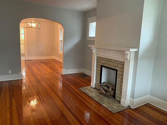 2nd image of 3816 Miami Ave
