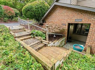 6260 Sundance Trl, Brighton, MI 48116