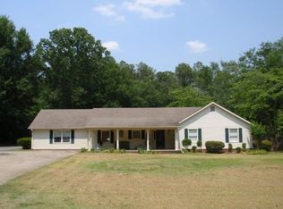402 Tharpe Rd, Warner Robins, GA 31088