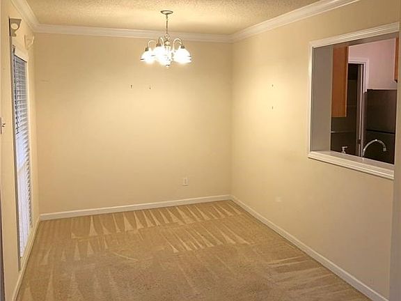 3rd image of 2511 Metairie Lawn Dr #112