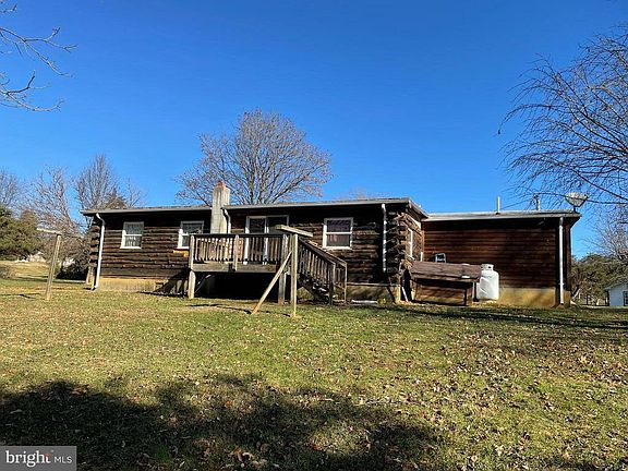 3rd image of 217 Flynn Dr