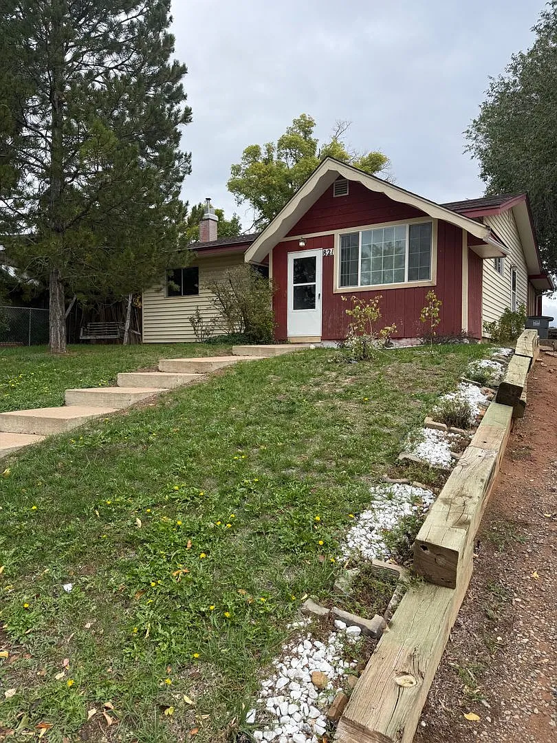 Spacious 4 bedroom — Photo 1