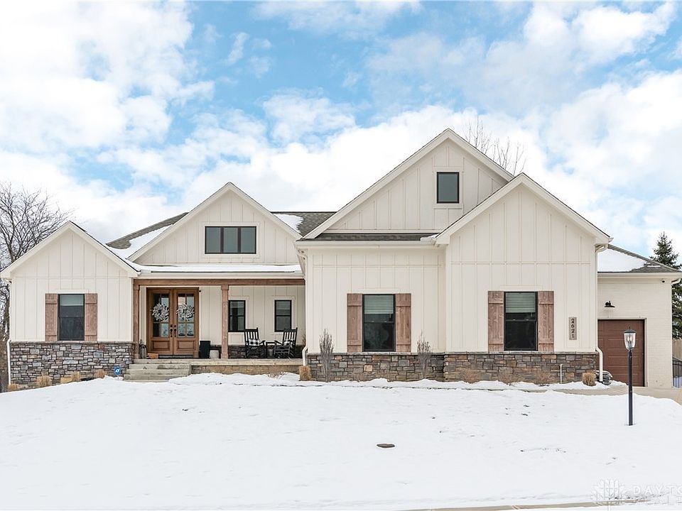 1st image of 2621 Colonial Pkwy #22