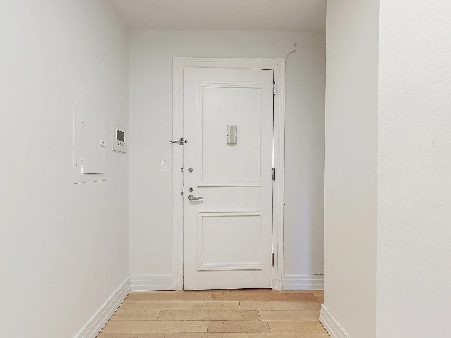 6405 Yellowstone Blvd — Photo 3