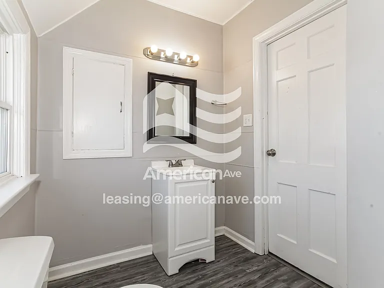 88238_010_main_bathroom_13816360.jpg