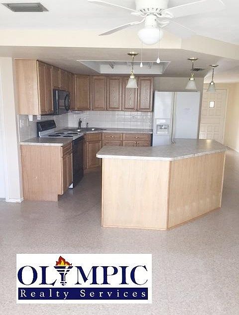 2nd image of 7231 Rosarian Dr