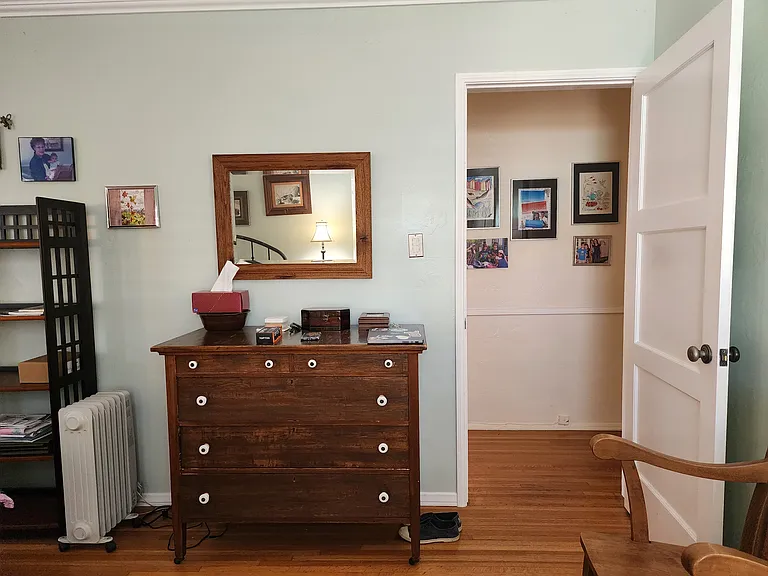 10758 Farragut Dr — Photo 23