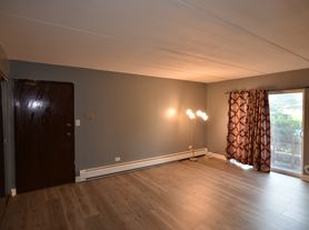 1111 Bloomingdale Rd