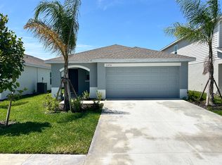 7116 Ponderosa Pine Dr, Fort Myers, FL 33966