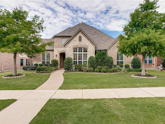 2nd image of 1303 Monahans Dr