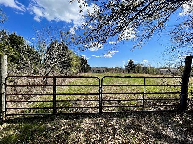 1st image of 5693 SE County Road 1090