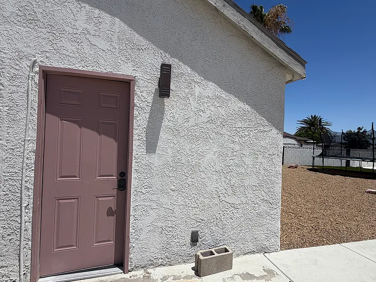 3420 W Warm Springs Rd — Photo 38