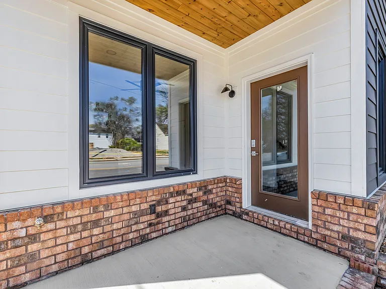 2248 Bailey Ave — Photo 23