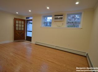 38 Auburn St #A1, Brookline, MA 02446