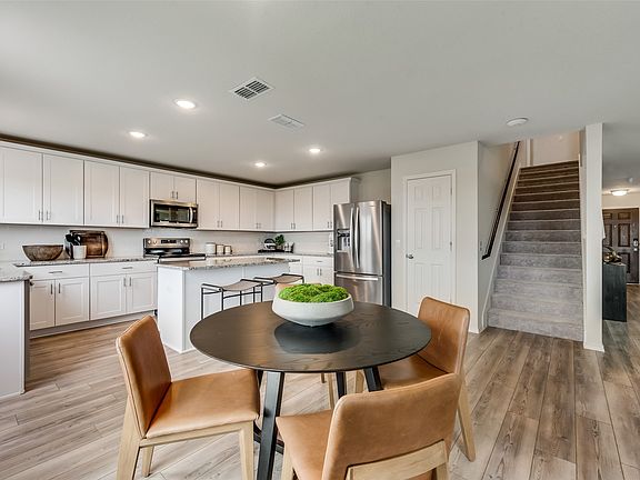 7th image of this home