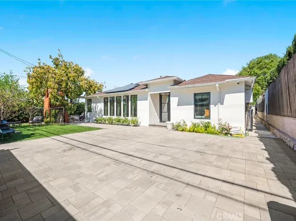 7911 Hillrose St, Sunland, CA 91040