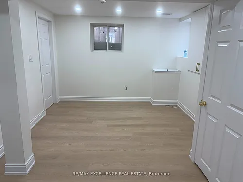 66 Townley Cres #BASEMENT Photo 1 66 Townley Cres #BASEMENT Photo 1