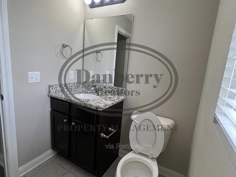 8914 Red Hawk Ct — Photo 4