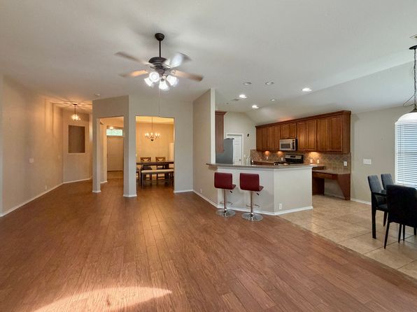 5511 Baldwin Elm St