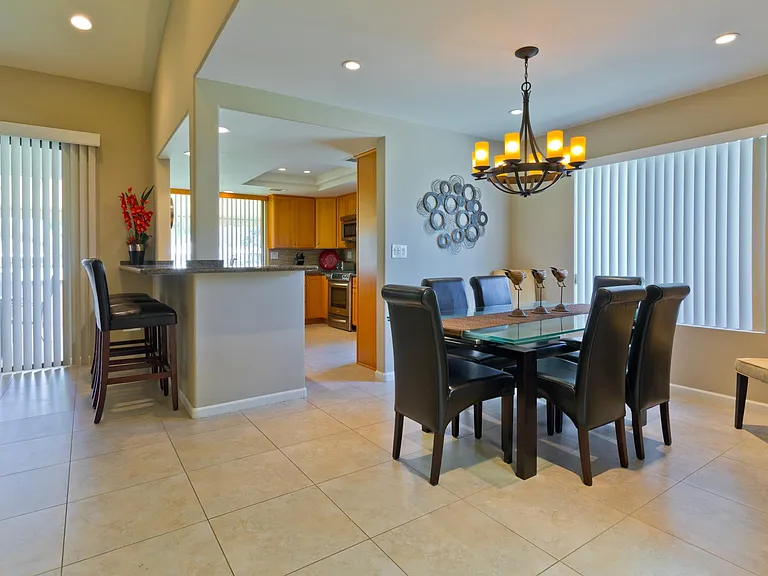 48 El Toro Dr — Photo 7