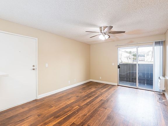3rd image of 9413 Winter Gardens Blvd #1