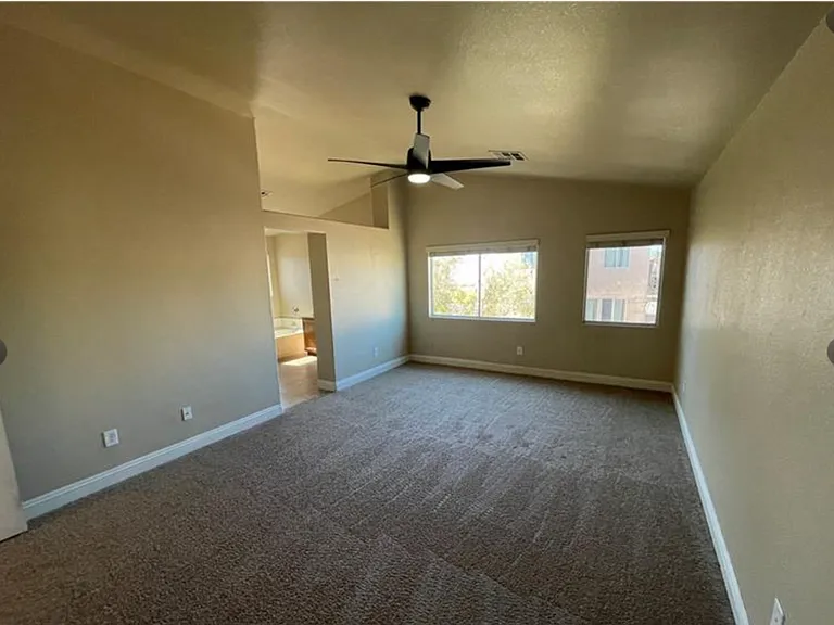 5947 Silver Trace Ct — Photo 9