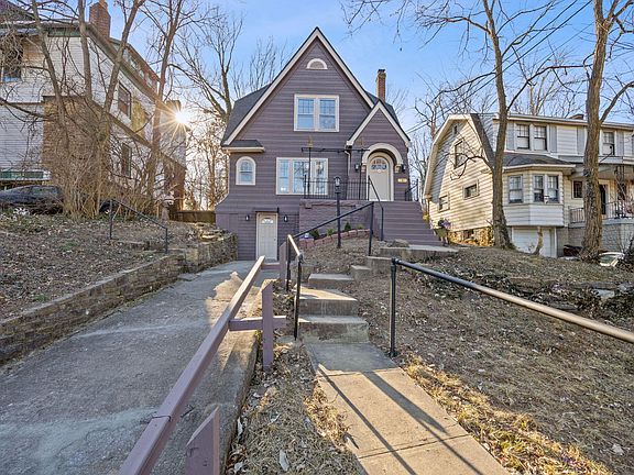 3rd image of 9 Madison Ct