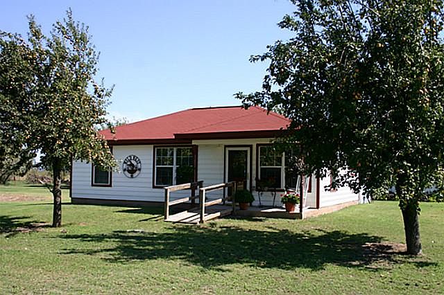 1st image of 509 County Road 160