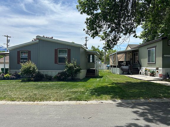 3rd image of 238 E Detroiter Cir S